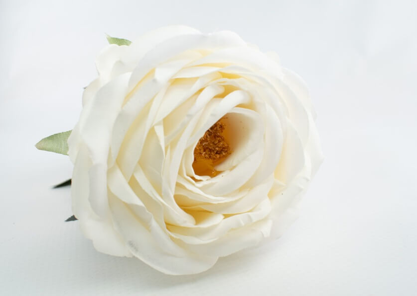 sztuczna roza pojedyncza