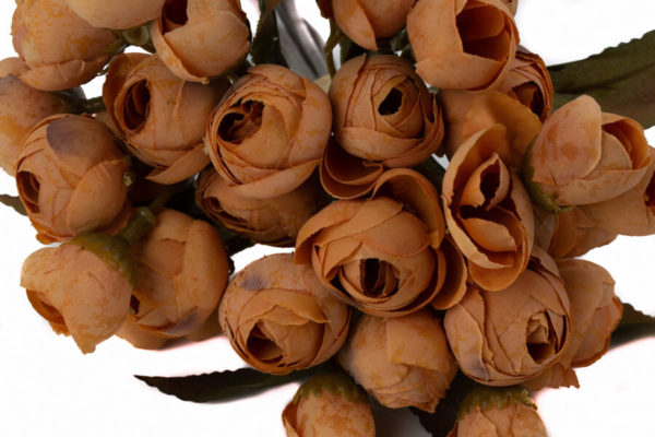 sztuczny pełnik w bukiecie