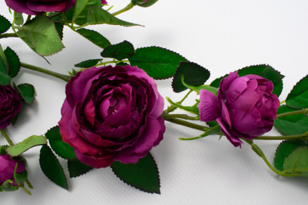 sztuczna roza galazkowa